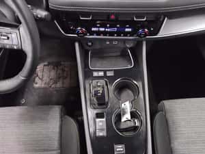 Nissan X-Trail SUV, 86.556 km, Second hand — miniatura 6