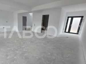 Casa de vanzare 380mp teren liber 4 camere 2 parcari Selimbar — miniatura 8