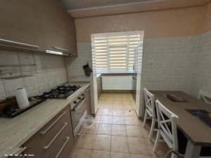 Apartament 3 camere Nicolina — miniatura 3