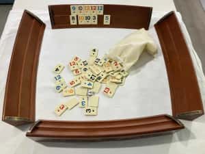 Joc Remi Remy. Table curbate grele din lemn masiv lacuit. NOU — miniatura 4