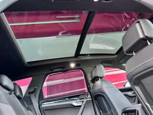 Volkswagen Touareg Automată 231 HP Diesel — miniatura 4