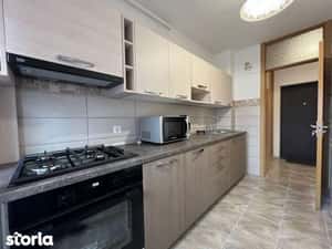 Inchiriez 2 camere Centru Civic Toamnei — miniatura 5