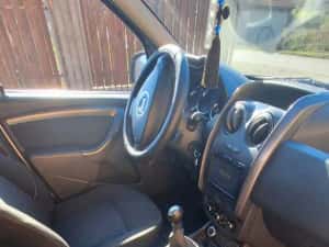 DUSTER 4x4 (2015) — miniatura 7