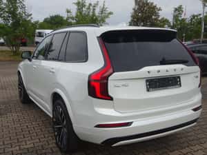 Volvo XC90 Automată 455 HP Hibrid (B/E) — miniatura 4