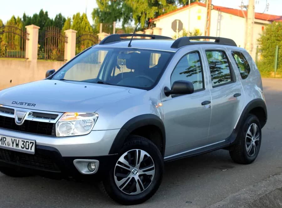 Dacia Duster/2011/1.6+GPL/Carte service — fotografie 1 din 10