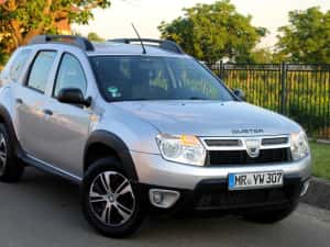 Dacia Duster/2011/1.6+GPL/Carte service — miniatura 4