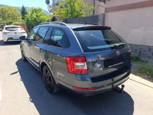 Skoda Octavia 2.0 Dsg 2016 Euro 6 — miniatura 3