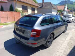 Skoda Octavia 2.0 Dsg 2016 Euro 6 — miniatura 4