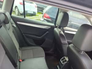 Skoda Octavia 2.0 Dsg 2016 Euro 6 — miniatura 6