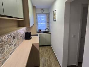Dau in chirie ap.cu 2 camera,recent renovat! — miniatura 5