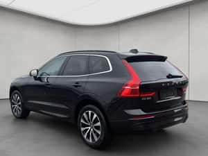 Volvo XC60 Automată 250 HP Benzină — miniatura 3
