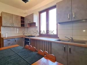 DE INCHIRIAT APARTAMENT 2 CAMERE ZONA MEDICINA STR ZLATNA — miniatura 5