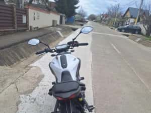 Yamaha MT07 2016 — miniatura 10