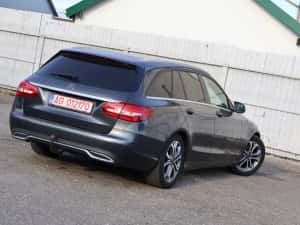 Mercedes c class — miniatura 3