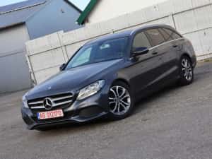 Mercedes c class — miniatura 9