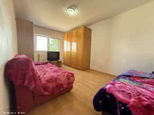 Apartament 3 camere, decomandat, etaj 3 din 4 - Lipovei — miniatura 3