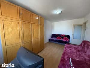 Apartament 3 camere, decomandat, etaj 3 din 4 - Lipovei — miniatura 5