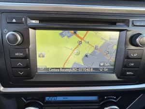 Toyota Auris Hybrid/ Keyless/Istoric complet — miniatura 6