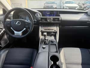Lexus IS 300h Executive Hybrid 2020 108.000km Garantie Hibrid — miniatura 7