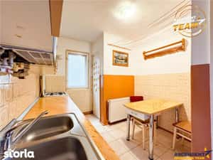 Film! Apartament cu 3 camere, decomandat, Ciucului, Sfantu Gheorghe — miniatura 4