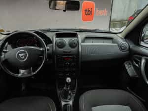 Dacia Duster -2016- aer cond-scaune incalzite-jante- proiectoare — miniatura 3