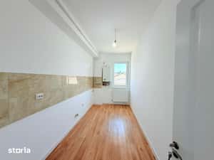 Apartament 1 cameră decomandat, bloc nou, et 1 — miniatura 4