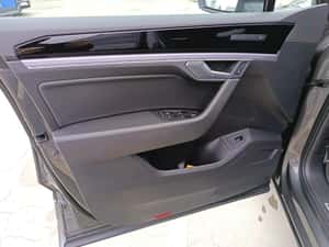 Volkswagen Touareg 3.0 V6 TDI 4Motion R-Line *Pano *Park *Assist *Cam *LED Matrix *ACC *Navi — miniatura 7