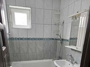 inchiriez apartament 2 camere in drumul taberei hanul drumetului — miniatura 4