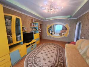 Ofer spre vanzare un apartament cu 2 camere zona Lujerului — miniatura 2