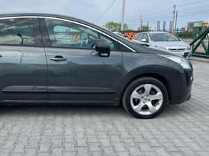 Peugeot 3008 1.6 Active — miniatura 7