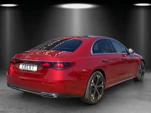 Mercedes-Benz E 400 Hibrid 2022 - 5.870 km — miniatura 5