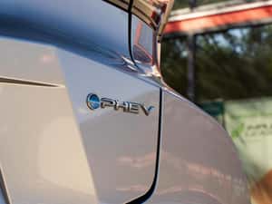 Toyota C-HR PHEV Hybrid 2.0 — miniatura 5