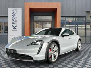 Porsche Taycan Break / Estate 571 cp 3.000 km 80.592 EUR