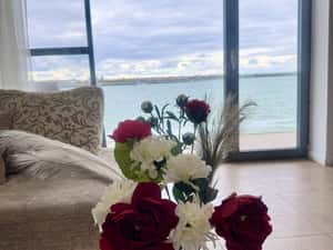 Inchiriez ap2 cam termen scurt in Mamaia Zona Cazino-Tudors Residence — miniatura 3