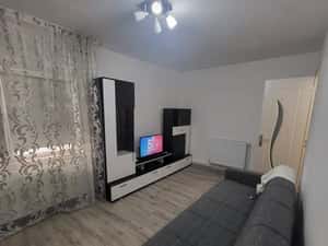 Închiriez apartament  1 camera — miniatura 3