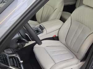 BMW X7 M60, 2025, 8.150 km, automat, 530 cp — miniatura 2