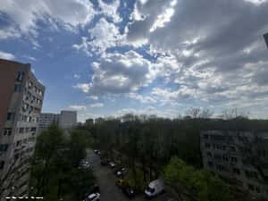 Titan - 2 camere - metrou - zona linistita - posibilitate parcare — miniatura 2