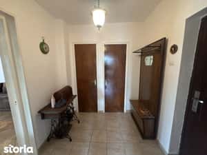 Titan - 2 camere - metrou - zona linistita - posibilitate parcare — miniatura 4