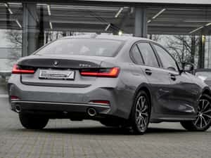 BMW 320 Hibrid 2022 65.276 km Negru — miniatura 2