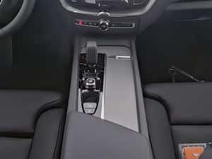 Volvo XC60 Hibrid 2024 - Second Hand — miniatura 6