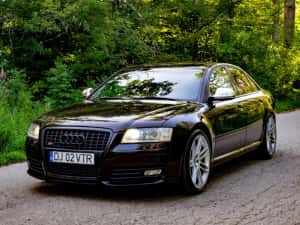 Audi S8.   An 2009 — miniatura 10
