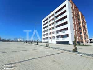 Apartament cu 3 camere 2 bai si 2 balcoane - finalizat si intabulat — miniatura 3