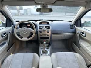 Renault Megane 2 sedane  1.6 16Valve 105cp Privilege Full/Climatronic/Pilot Automat/Jante Aliaj/Impecabil Tehnic + Estetic — miniatura 5