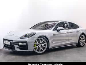 Porsche Panamera Hibrid 544 cp - 2025 - 52.101 km