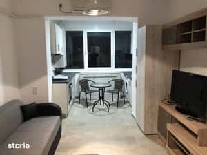Închiriez garsonieră zona Apărătorii Patriei — miniatura 4