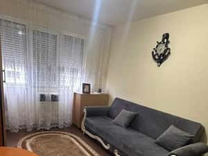 Vand apartament 2 camere ,confort2,etaj 3,Viziru 2
