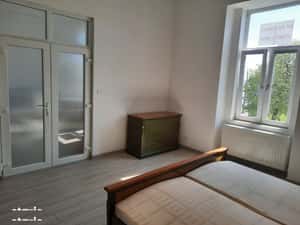 Inchiriez apartament 2 camere -zona ultracentrala — miniatura 3