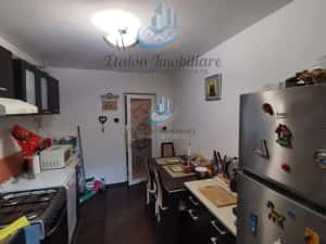 Apartament P+1, 4 camere, 2 bai, 3 balcoane, Zona Centrala Piatra Neamt