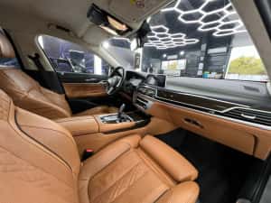 Bmw 740 D Xdrive — miniatura 5