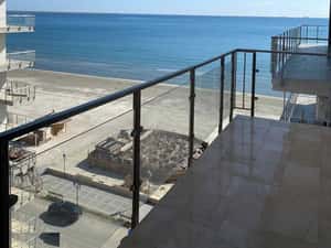 Inchiriez Apartament 3 Camere Mamaia Nord Vedere la Mare — miniatura 1